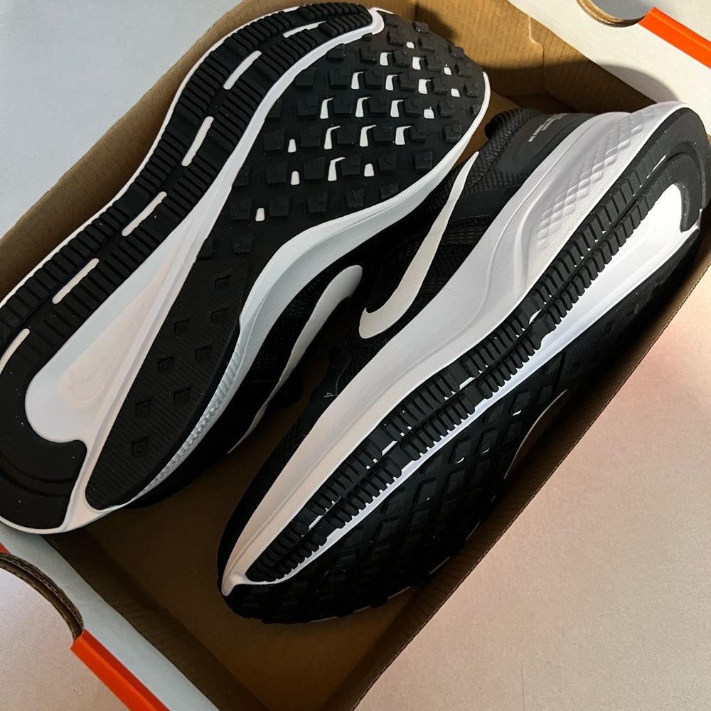 Nike Run Swift Running Shoes - Picture 4 of 5